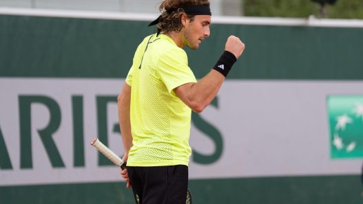 Stefanos Tsitsipas (Grèce) lors du deuxième tour des Internationaux de France à Roland Garros le 26 mai 2025 à Paris, France. (Photo par Marleen Fouchier/BSR Agency)