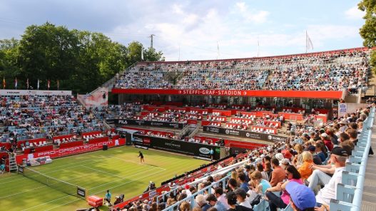 Vue panoramique du court Steffi Graf du Rot Weiss Tennis Club à Berlin (Oleksandr Prykhodko/Alamy Live News)