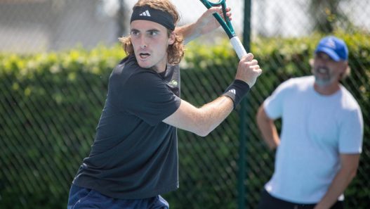 Stefanos Tsitsipas et Goran Ivanisevic commencent leur association au tournoi de Halle. (X)