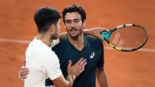Carlos Alcaraz s'est qualifié pour sa deuxième finale à Roland-Garros (Ian MacNicol/Getty Images)