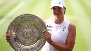 Iga Swiatek après son titre à Wimbledon en 2025. (Getty Images)