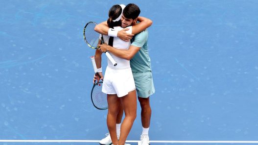 Emma Raducanu et Carlos Alcaraz se sont inclinés dès leur entrée en lice à l'US Open. (Getty Images)