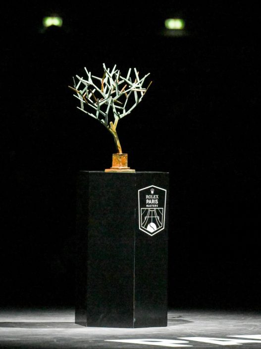 Photo d’illustration montrant le trophée lors du Rolex Paris Masters 2024 – Jour 7, à l’Accor Arena de Bercy, le 3 novembre 2024 à Paris. (Icon Sport via Getty Images)