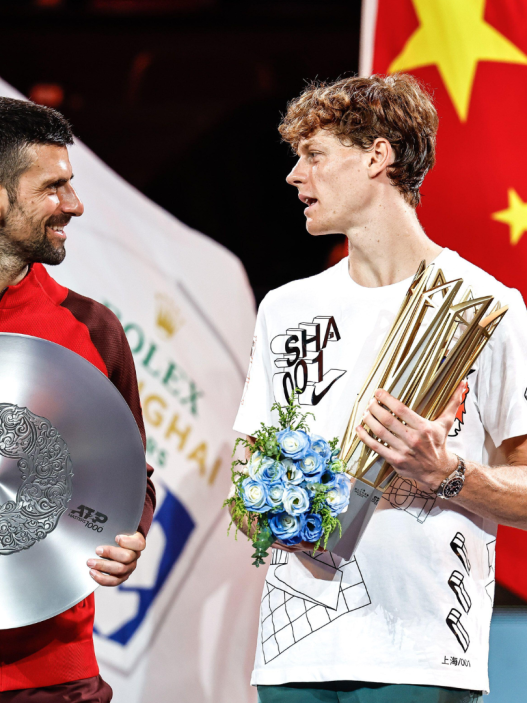 Jannik Sanner avec Novak Djokovic en finale du Shanghai Rolex Masters 2024 à Shanghai. (Sipa US/Alamy Live News)