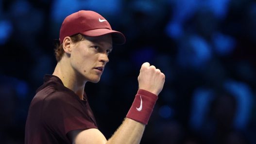 Jannik Sinner est qualifié pour les demi-finales du Masters. (sportinfoto/DeFodi Images/DeFodi via Getty Images)