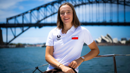 Iga Swiatek revient sur l'exhibition entre Sabalenka et Kyrgios et fixe ses objectifs pour 2026 (Alamy)