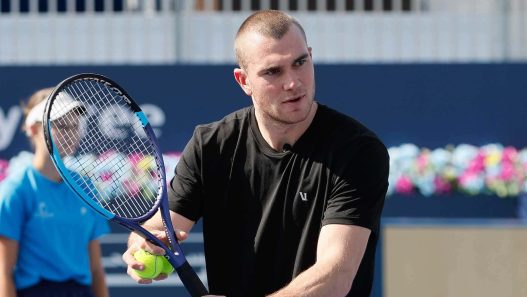 ATP 500 Dubaï : Retour gagnant pour Jack Draper, qui écarte Quentin Halys en deux manches