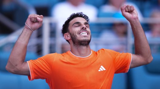 Francisco Cerundolo s'est qualifié pour les huitièmes de finale en battant Daniil Medvedev à Miami (Getty Images)