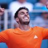 Francisco Cerundolo s'est qualifié pour les huitièmes de finale en battant Daniil Medvedev à Miami (Getty Images)