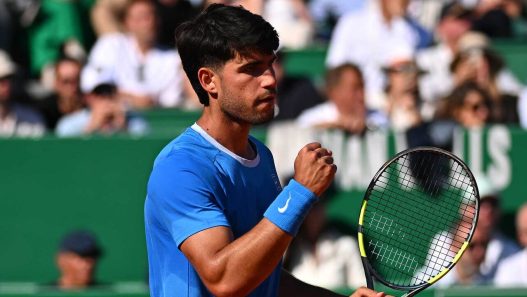 Masters 1000 Monte-Carlo : Carlos Alcaraz donne une leçon à Alexander Bublik pour se qualifier en demies