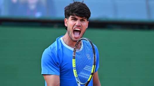 Masters 1000 Monte-Carlo : Carlos Alcaraz perd des plumes mais rallie les quarts de finale