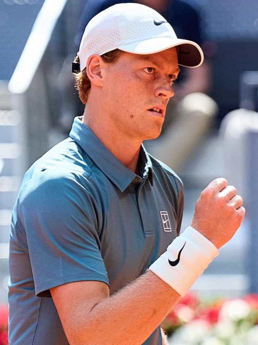 Jannik Sinner qualifié en demies à Madrid