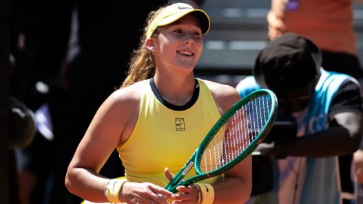 WTA 1000 Madrid : Mirra Andreeva s'impose contre Hailey Baptiste et atteint sa première finale en Espagne