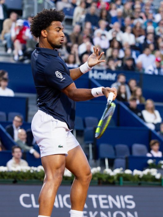Arthur Fils défiera Jiri Lehecka pour une place en demi-finale du Mutua Madrid Open. (Getty Images)