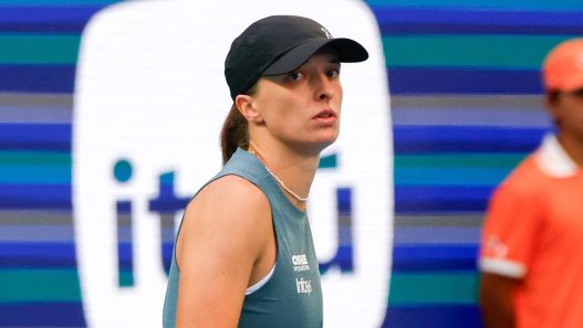 Iga Swiatek à Miami en 2026. (Chris Arjoon/Icon Sportswire via Getty Images)