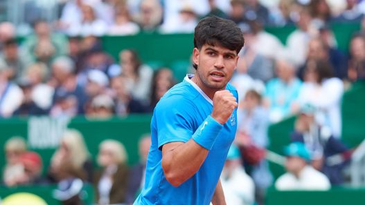 Carlos Alcaraz défiera Alexander Bublik ce vendredi à Monte-Carlo. (Villalba/Getty Images)