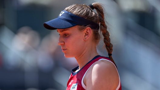 Elena Rybakina s'est inclinée en huitièmes de finale du WTA 1000 de Madrid (Alberto Gardin/Eurasia Sport Images/Getty Images)