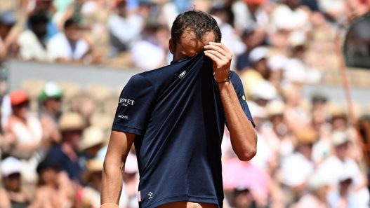 Roland-Garros : Daniil Medvedev éliminé d'entrée pour la septième fois de sa carrière à Paris