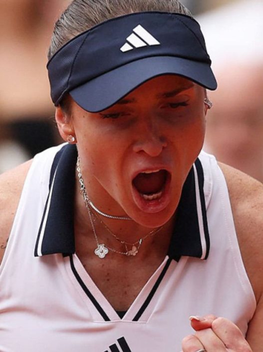 Roland-Garros : Elina Svitolina renverse Belinda Bencic et rejoint Marta Kostyuk en quarts de finale