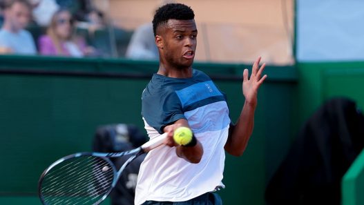 Masters 1000 Rome : Mpetshi Perricard s'en sort dans un match interrompu et rejoint Musetti au deuxième tour