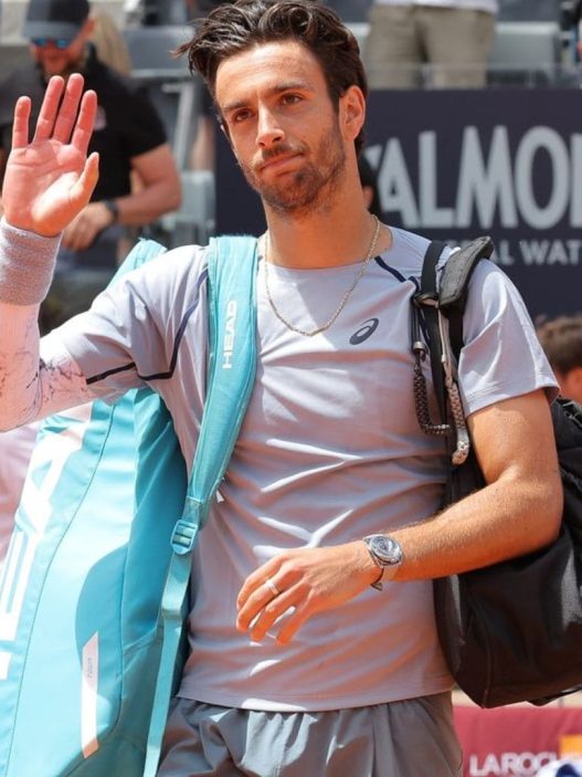 Blessé au quadriceps, Lorenzo Musetti déclare forfait pour Roland-Garros