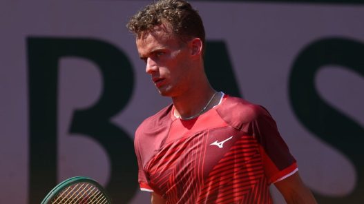 Roland-Garros : Luca Van Assche qualifié au deuxième tour pour la première fois depuis 2023