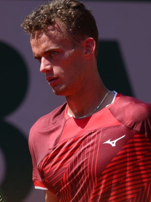 Roland-Garros : Luca Van Assche qualifié au deuxième tour pour la première fois depuis 2023