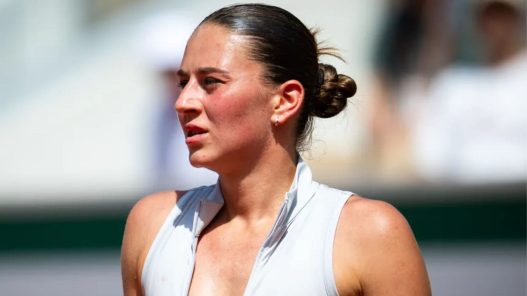 Marta Kostyuk émue après son premier tour à Roland-Garros : "J'aurais pu ne plus avoir de mère ni de sœur aujourd'hui"