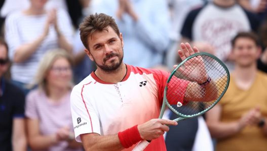 Roland-Garros : Stan Wawrinka s'incline d'entrée et fait ses adieux au public parisien