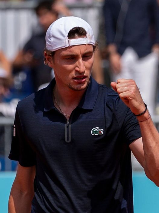Ugo Humbert s'est qualifié pour le troisième tour au Masters 1000 de Madrid (Alberto Gardin/Eurasia Sport Images/Getty Images)