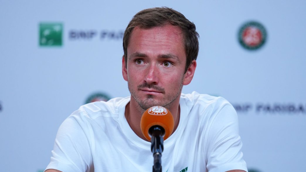 Daniil Medvedev en conférence de presse à Roland-Garros (Franco Arland/Getty Images)