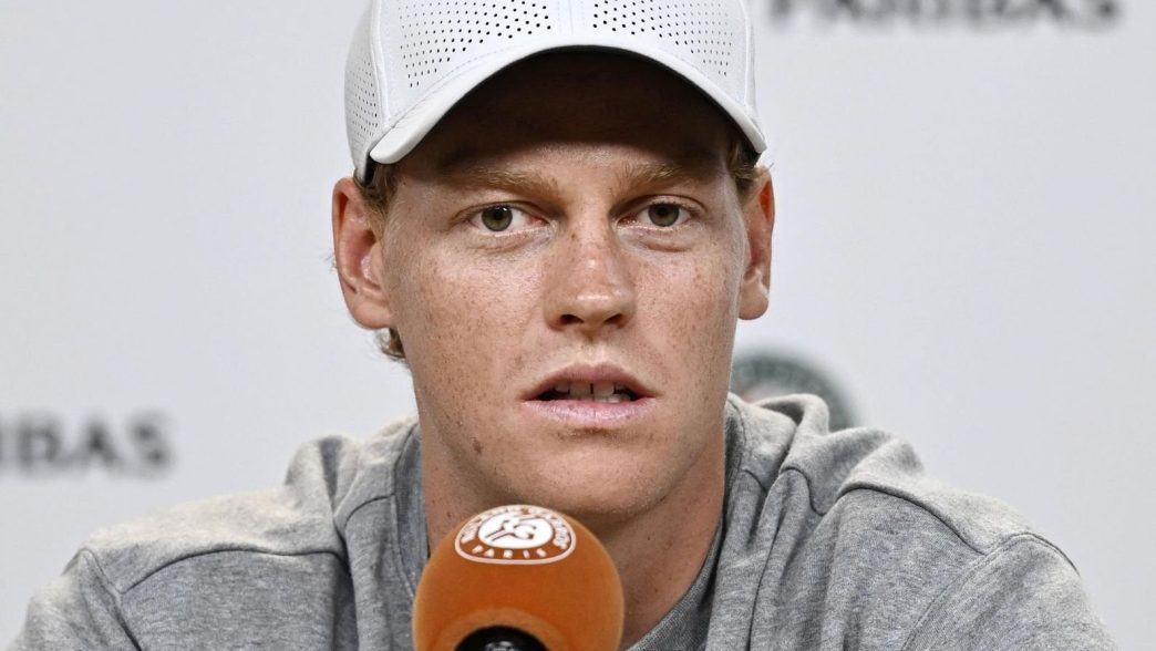 Jannik Sinner en conférence de presse avant Roland-Garros (Kyodo News via Getty Images)