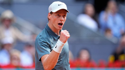 Jannik Sinner s'est qualifié pour la finale au Masters 1000 de Madrid (Oscar J. Barroso/Europa Press via Getty Images)