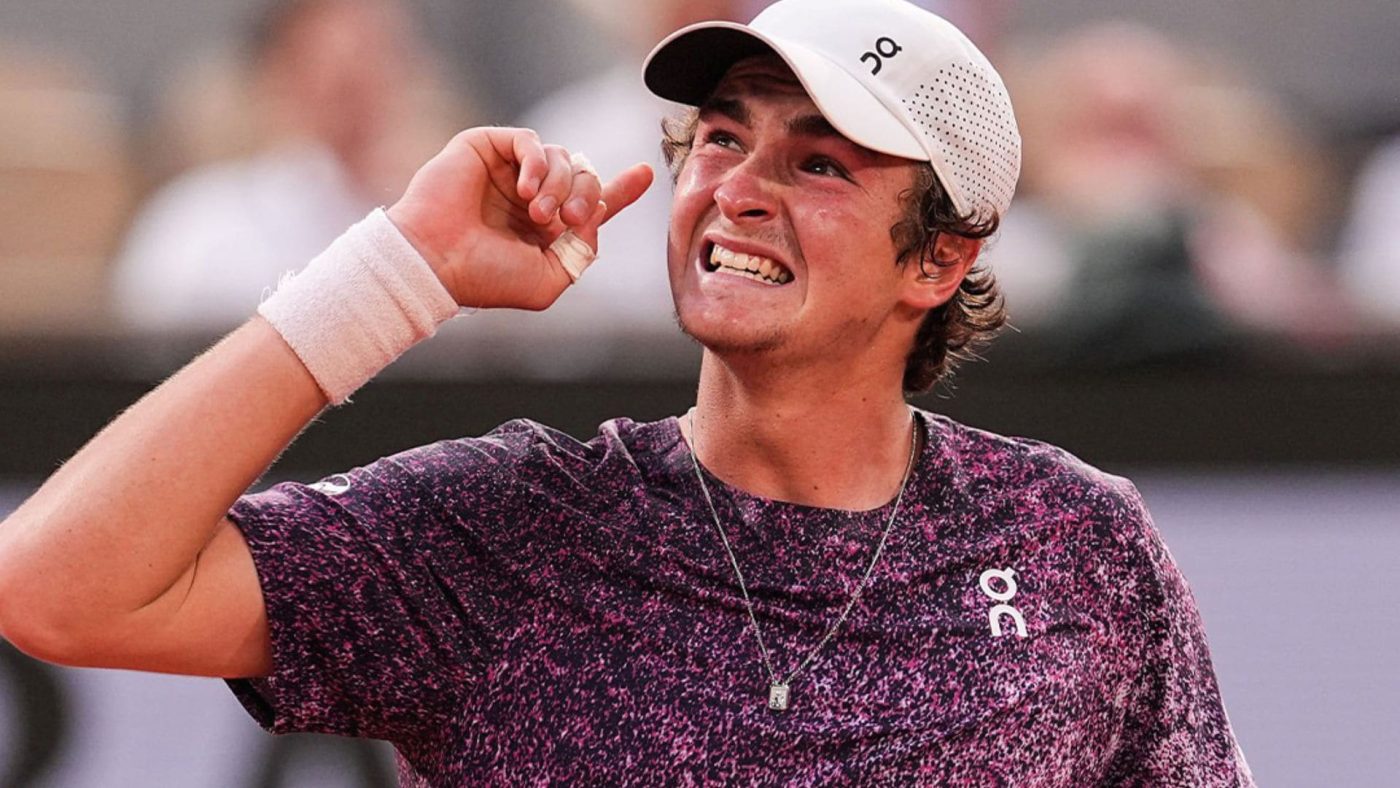 Roland-Garros : João Fonseca vient à bout de Casper Ruud et atteint son premier quart de finale en Grand Chelem