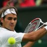 Roger Federer en blanc lors de Wimbledon 2007 (Alex Livesey/Getty Images)