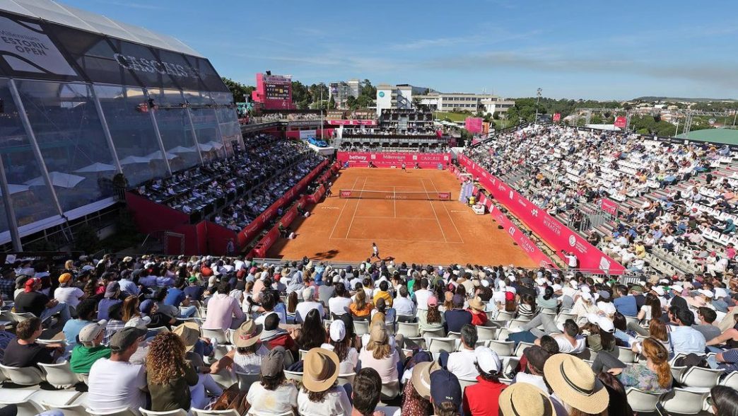 Le court principal du tournoi ATP 250 d'Estoril (Millenium Open)