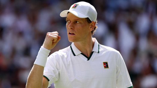 Wimbledon : Jannik Sinner dompte Jenson Brooksby pour atteindre les huitièmes de finale