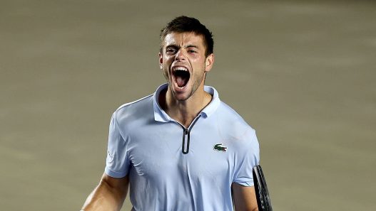 Arthur Gea remporte son premier titre en battant Denis Shapovalov à Los Cabos (Matthew Stockman/Getty Images)