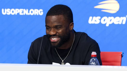 Frances Tiafoe en conférence de presse à l'US Open 2026 (Caleb Bowlin/Getty Images)