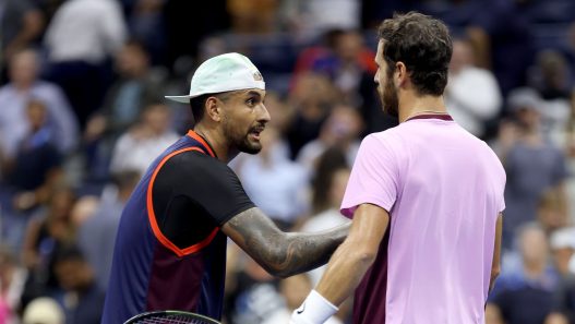 Karen Khachanov et Nick Kyrgios en quarts de finale de l'US Open 2022 (Julian Finney/Getty Images)
