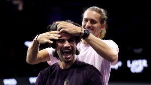 Carlos Alcaraz et Alexander Zverev lors de la Laver Cup 2026 (Julian Finney/Getty Images for Laver Cup)