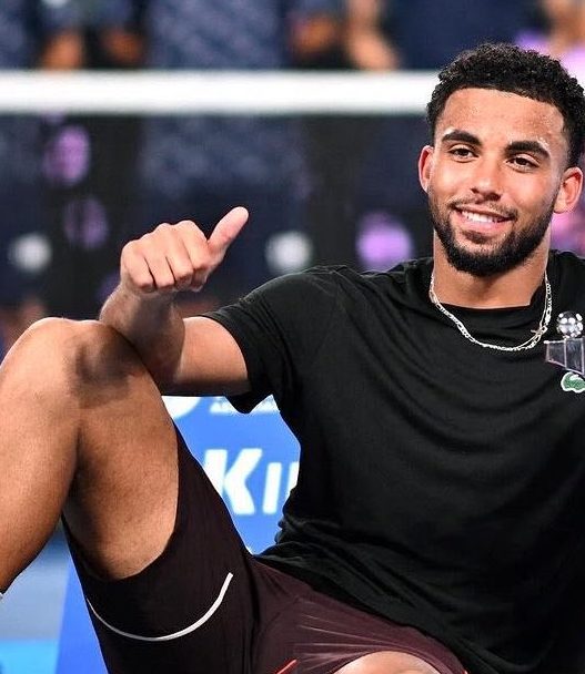 Arthur Fils s'est imposé lors du tournoi ATP 500 de Tokyo en 2024 (Getty Images)