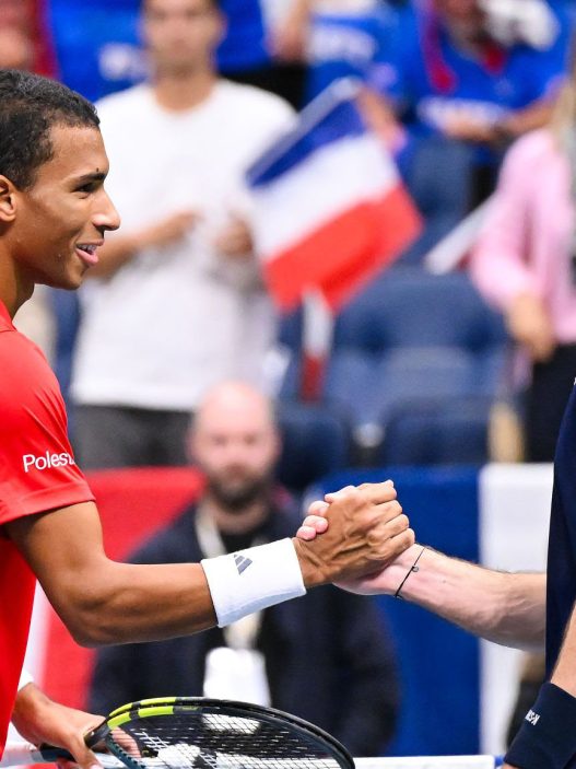 Félx Auger-Aliassime ett Quentin Halys lors de la première journée de Coupe Davis (Minas Panagiotakis/Getty Images for World Tennis)