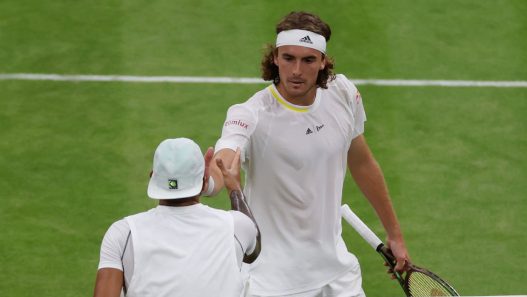 Stefanos Tsitsipas et Nick Kyrgios lors de Wimbledon 2026 (Clive Brunskill/Getty Images)
