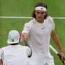 Stefanos Tsitsipas et Nick Kyrgios lors de Wimbledon 2026 (Clive Brunskill/Getty Images)