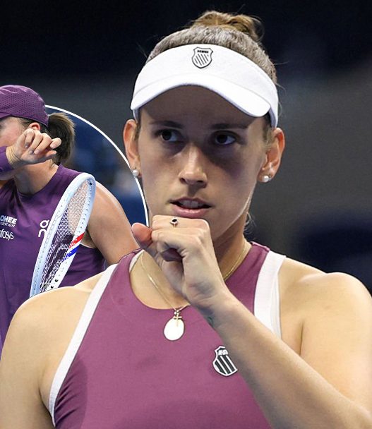 Elise Mertens s'est imposée contre Iga Swiatek en quarts de finale du WTA 1000 de Pékin (Getty Images)