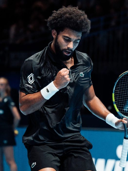 Arthur Fils lors de son premier match au tournoi ATP 250 de Bruxelles 2026 (Héloïse Lebourg/Univers Tennis)